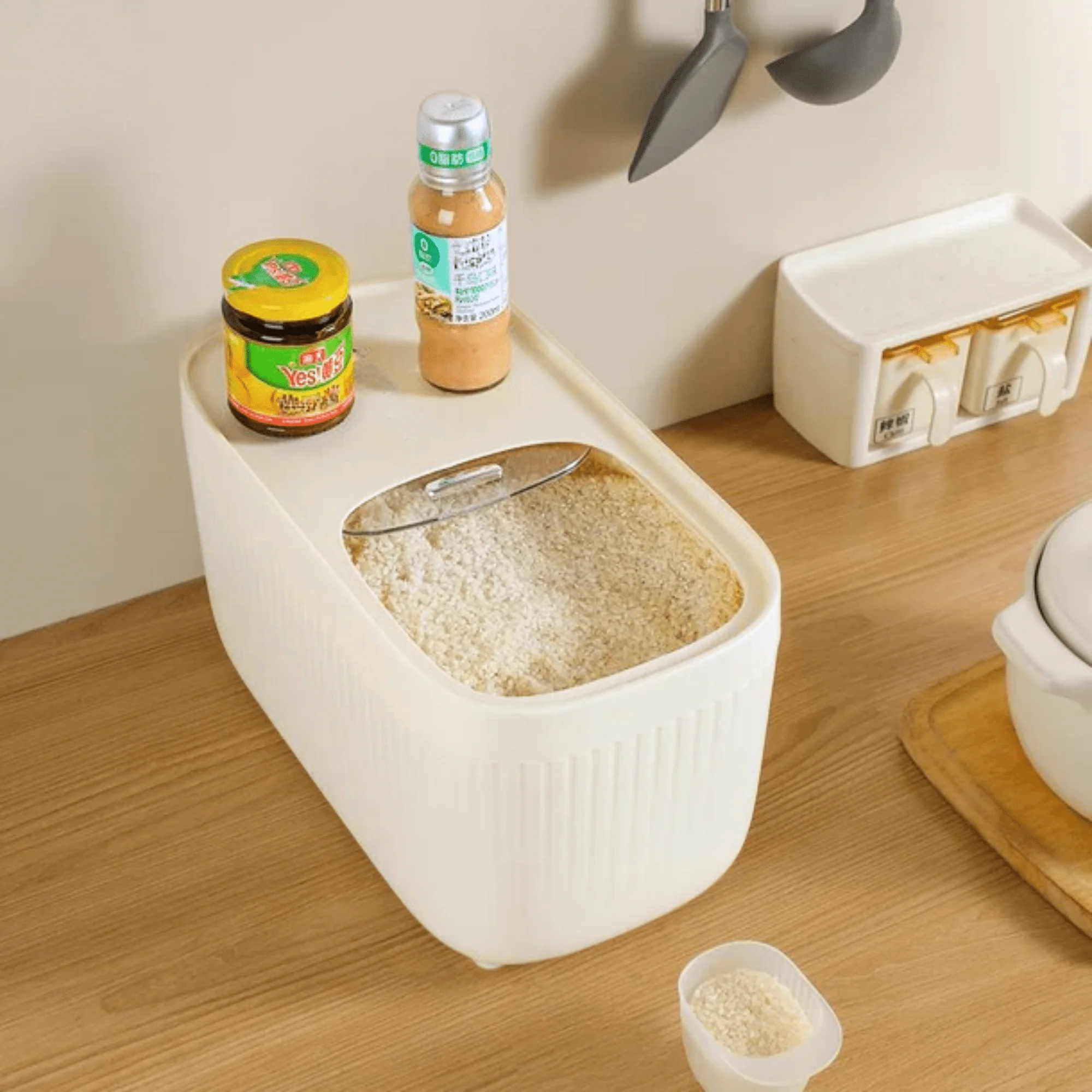 10KG Airtight Large Capacity Rice Storage Container (Pack of 1) - Image 3
