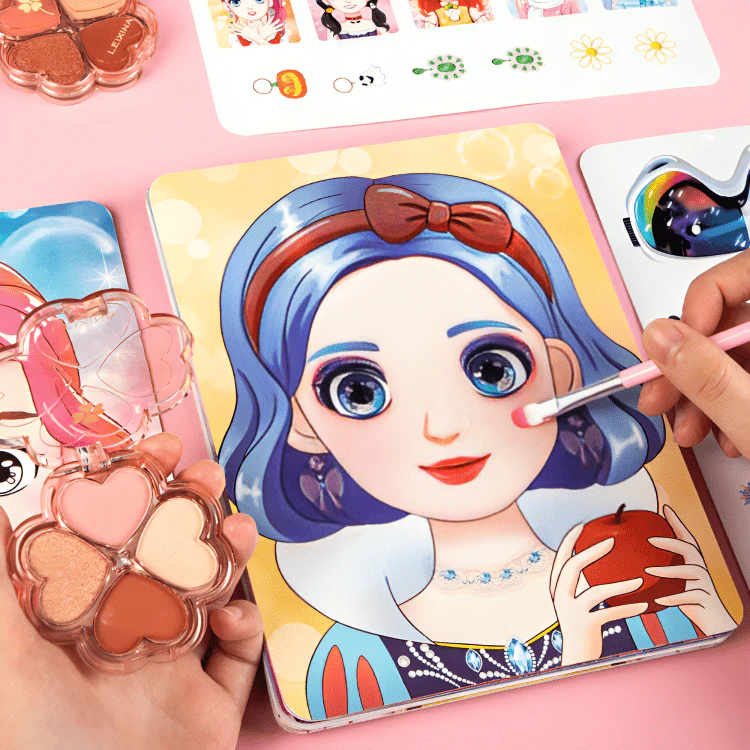 3-in-1 Beauty Makeover Toy Set - Image 4
