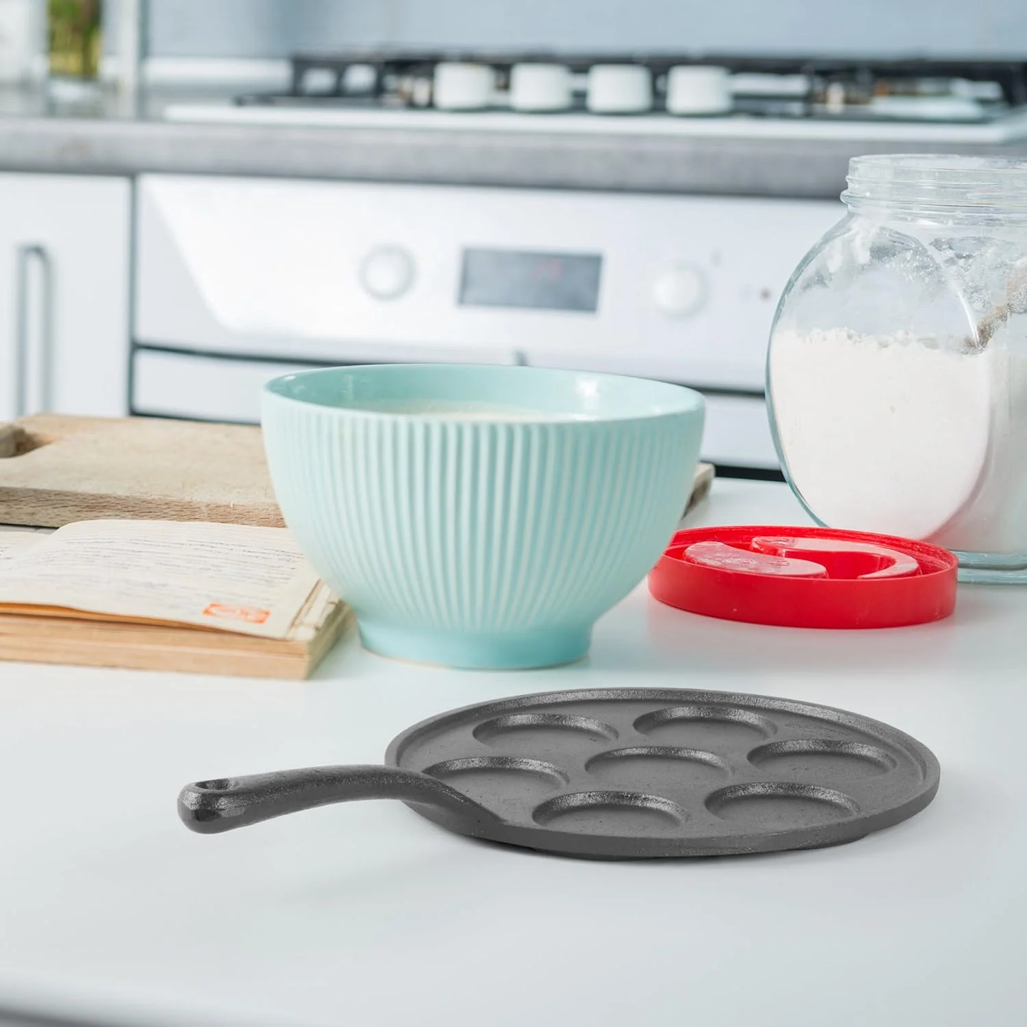 Cast Iron Mini Pancake Maker with Handle(23cm) - Image 8