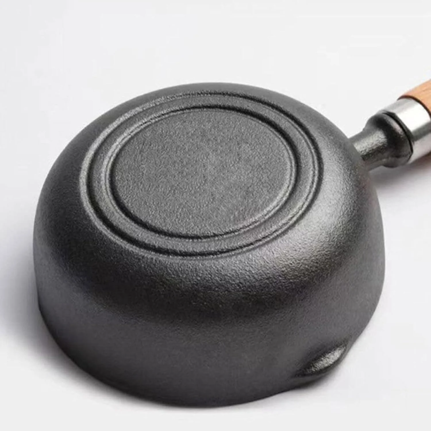 Cast Iron Non-Stick Tadka Pan with Wooden Handle - Image 4