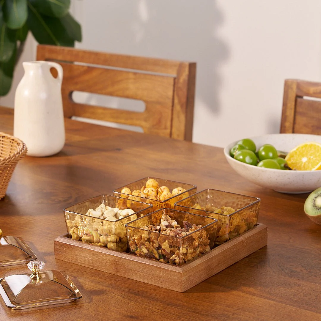 Crystal Clear Snack Plate Organizer - Image 4