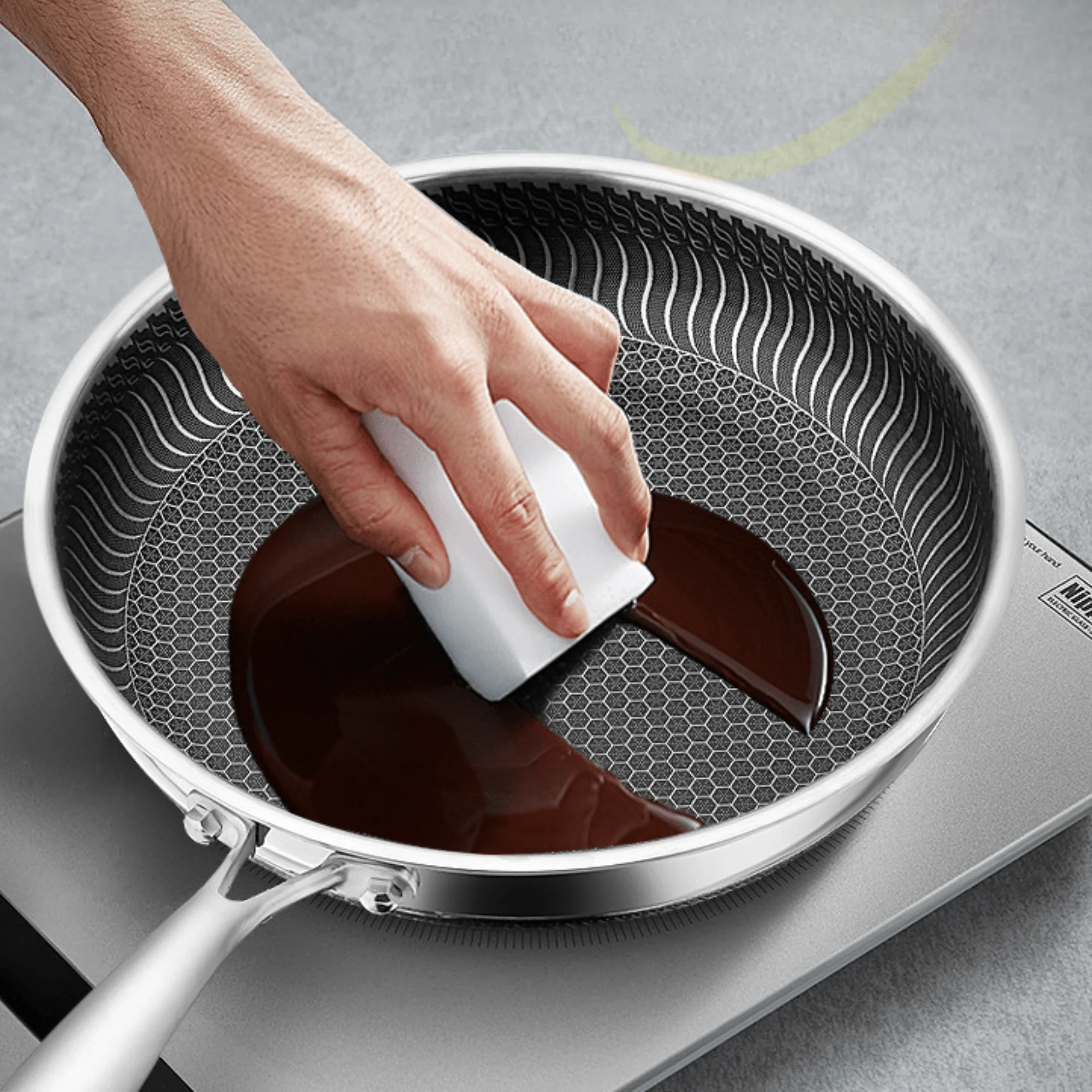 Double Sided Multipurpose Stainless Steel Non-Stick Honeycomb Frying Pan (26cm) - Image 6