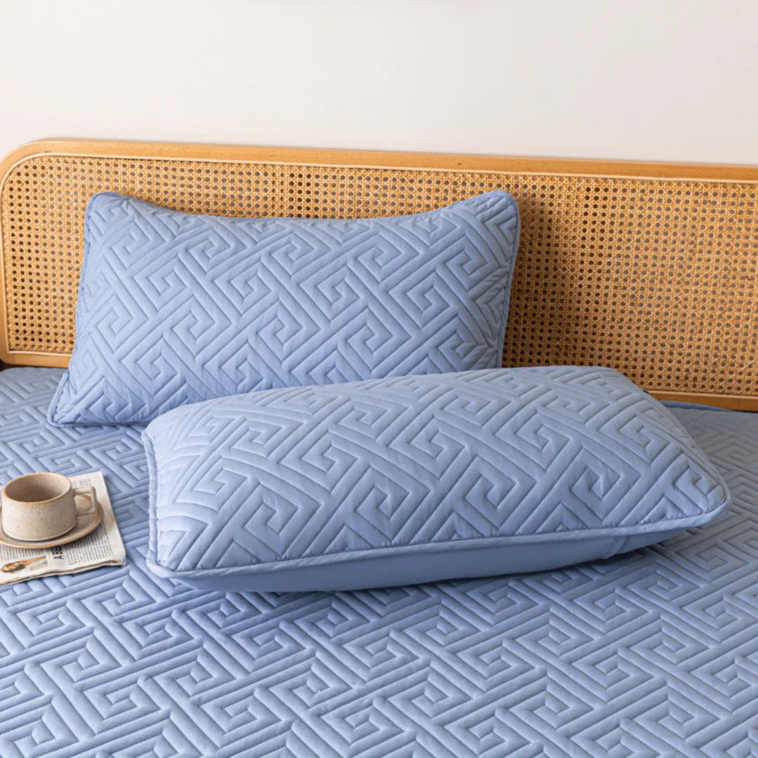 Feather Touch Quilted Bed Sheets With 2-Pillow Covers - Image 17