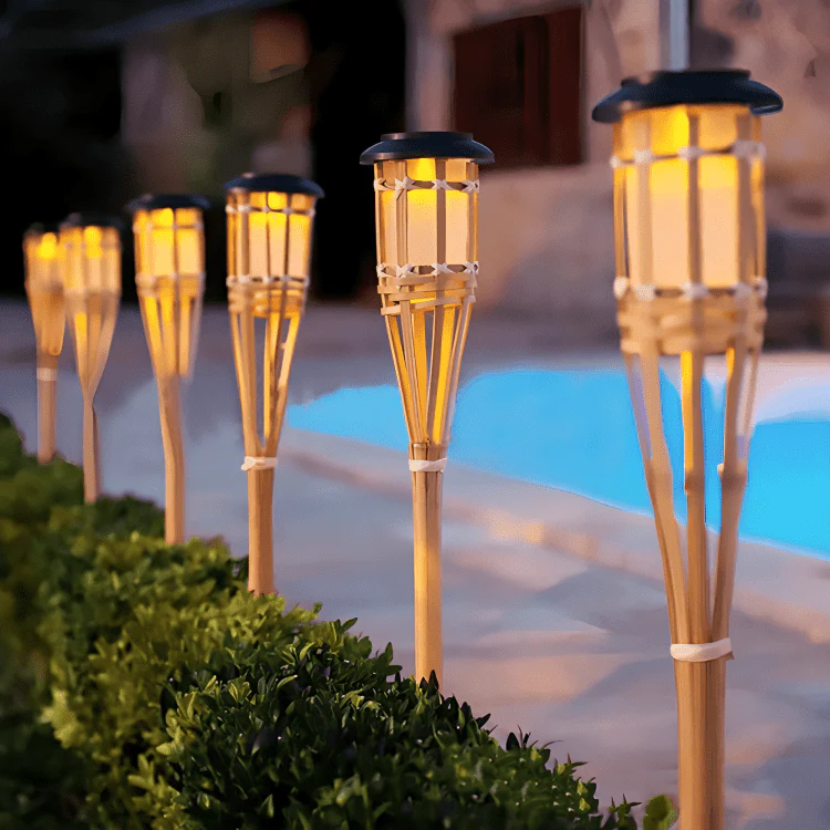 Flicker Flame Solar Garden Lights - Image 3