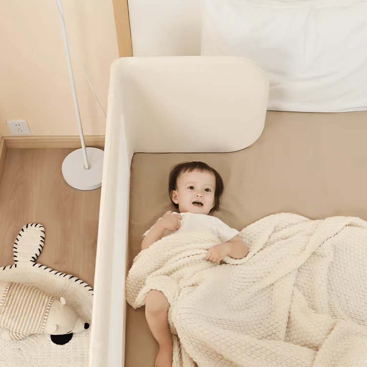 Foldable Portable Baby Bed Fence with Adjustable Height - Image 4