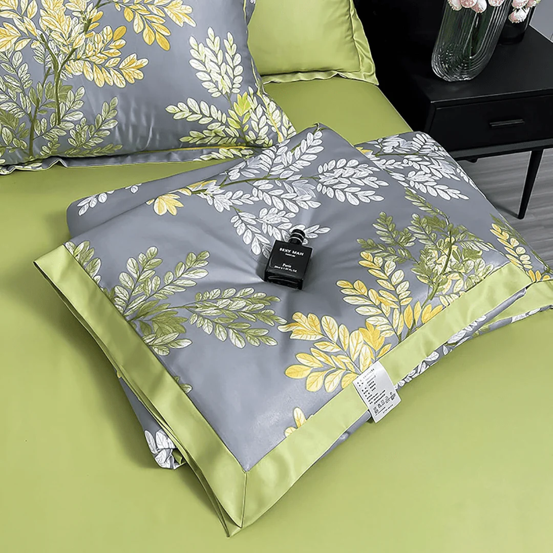 Ice Silk Elegance Comfort Quilt Set (Style-4) - Image 7