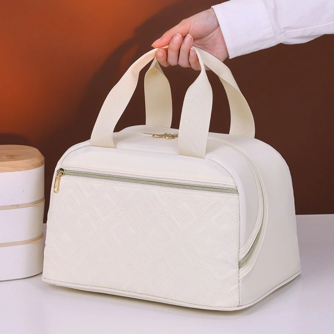 Large Capacity Insulated Lunch Box Handbag - Image 3