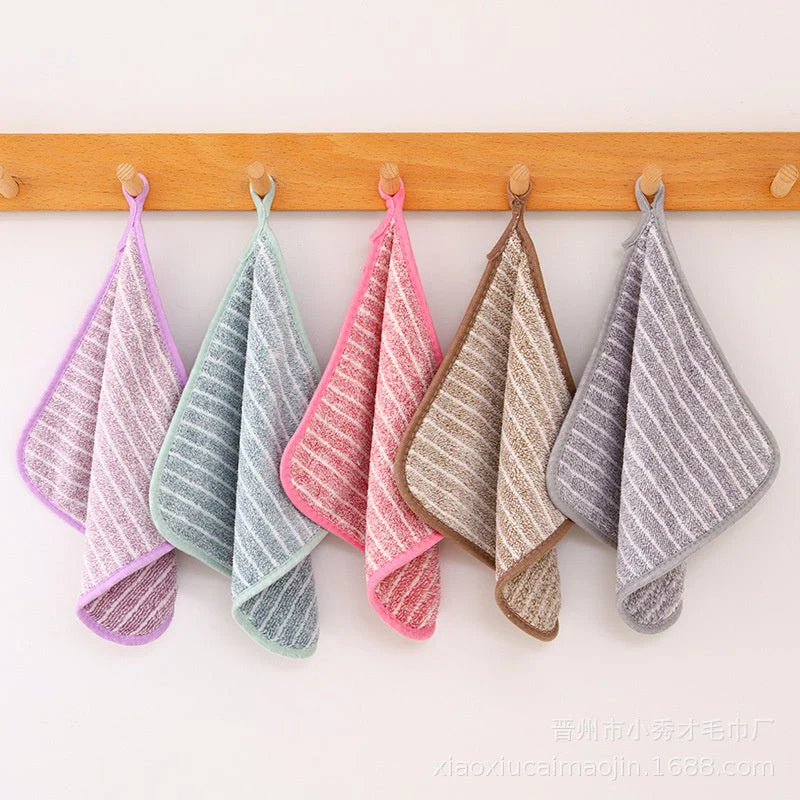 Lint Free Microfiber Cleaning Cloth - Image 2