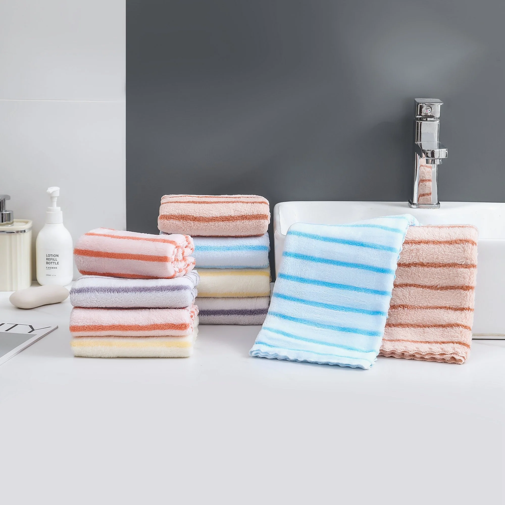 Micro-Fiber Luxurious Soft & Absorbent Towel Packs - Image 4
