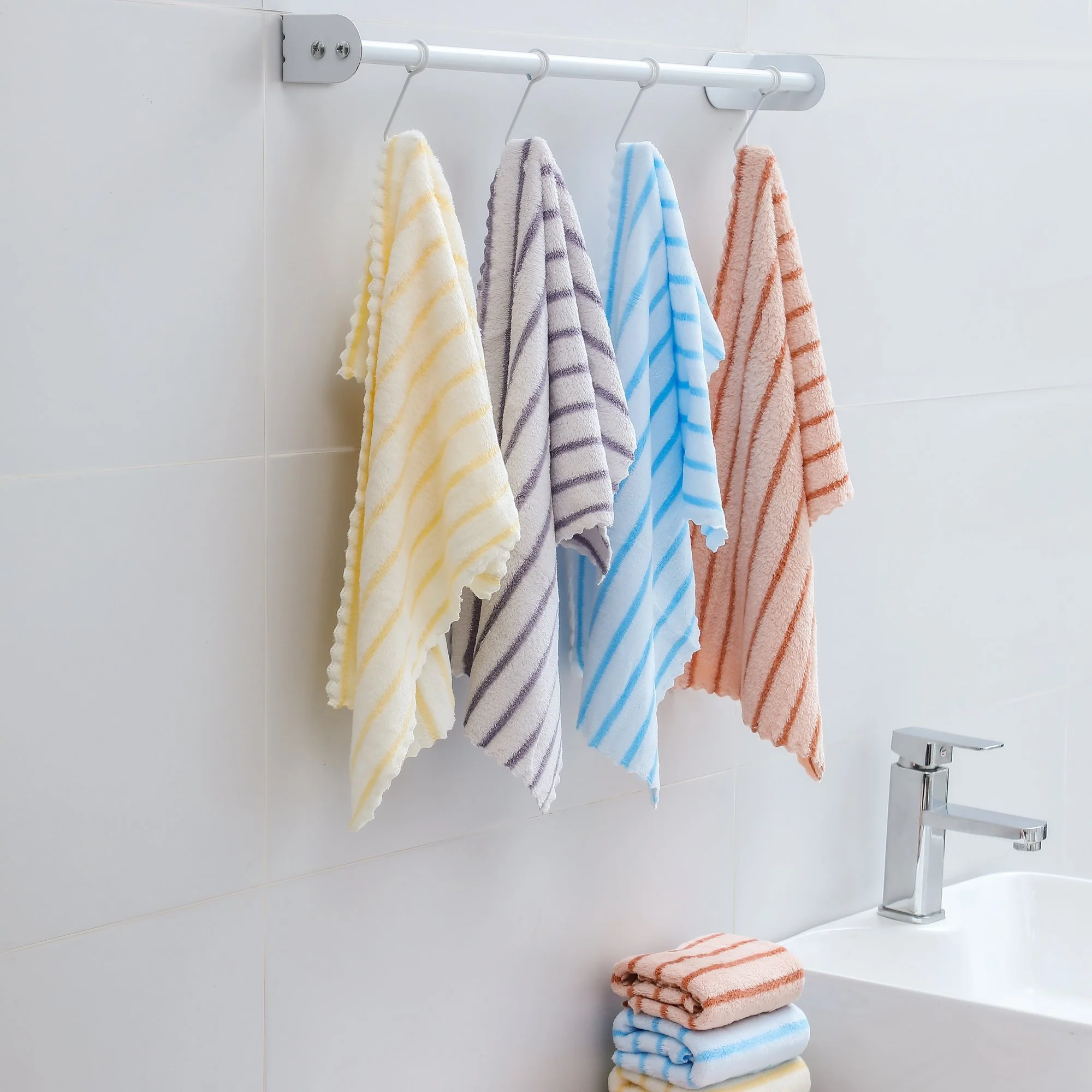 Micro-Fiber Luxurious Soft & Absorbent Towel Packs - Image 5