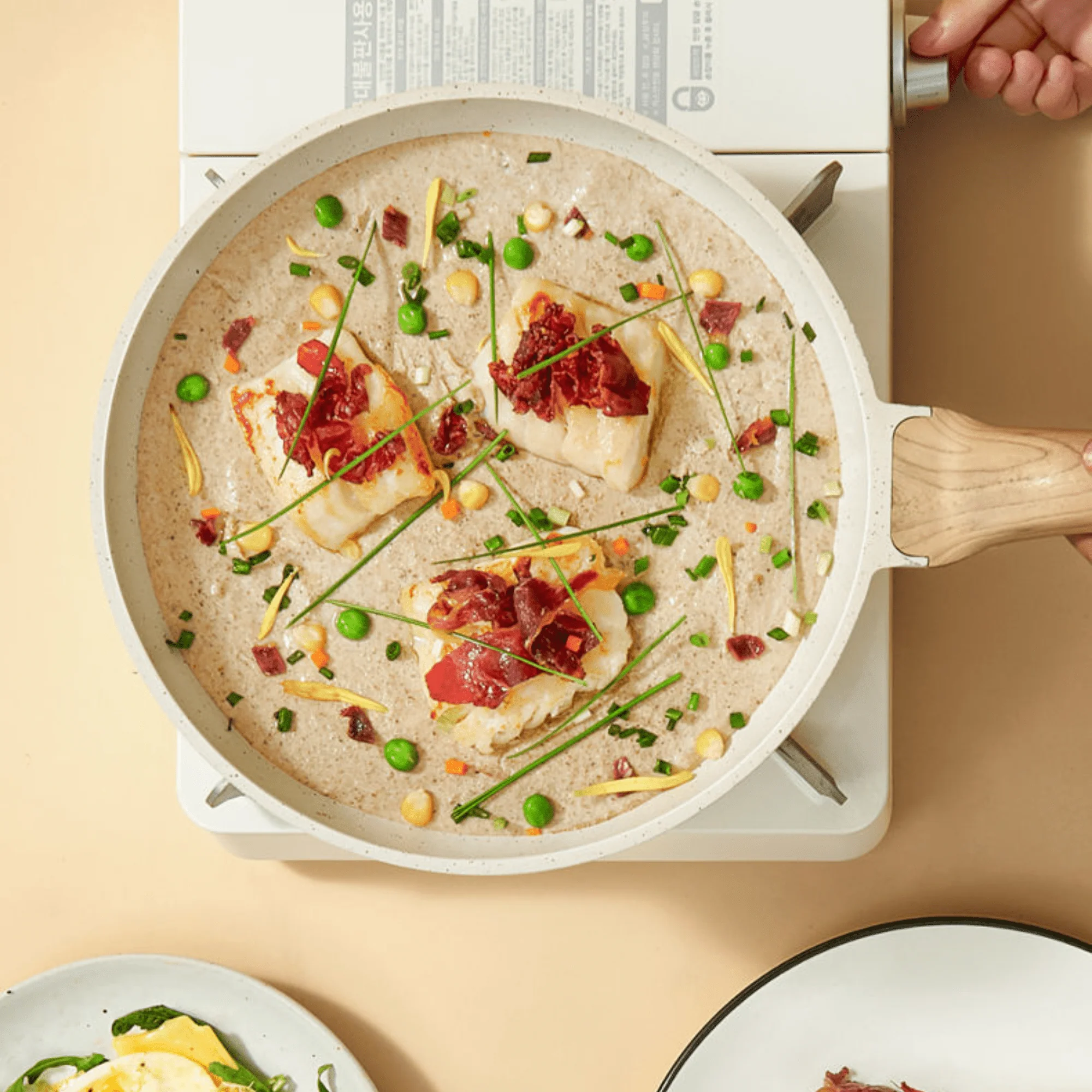 Maifan Stone Non-Stick Frying Pan with Induction Base (20CM) - Image 4