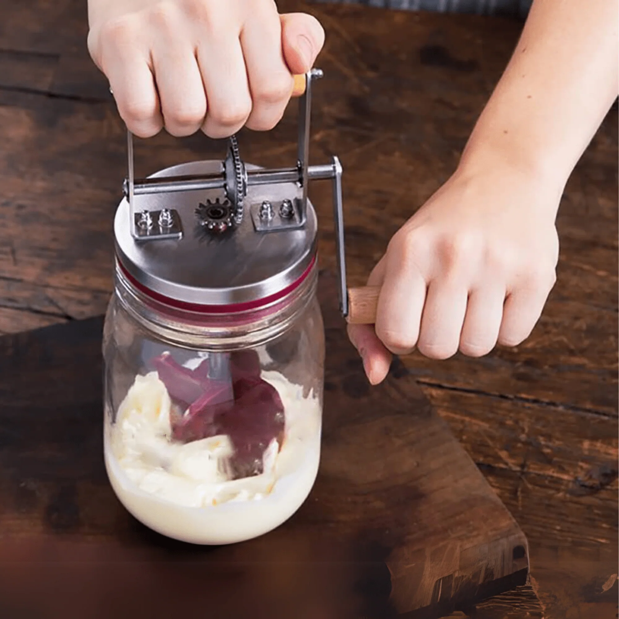 Manual Hand-Crank Butter Churner with Wooden Handle (1500ml) - Image 3