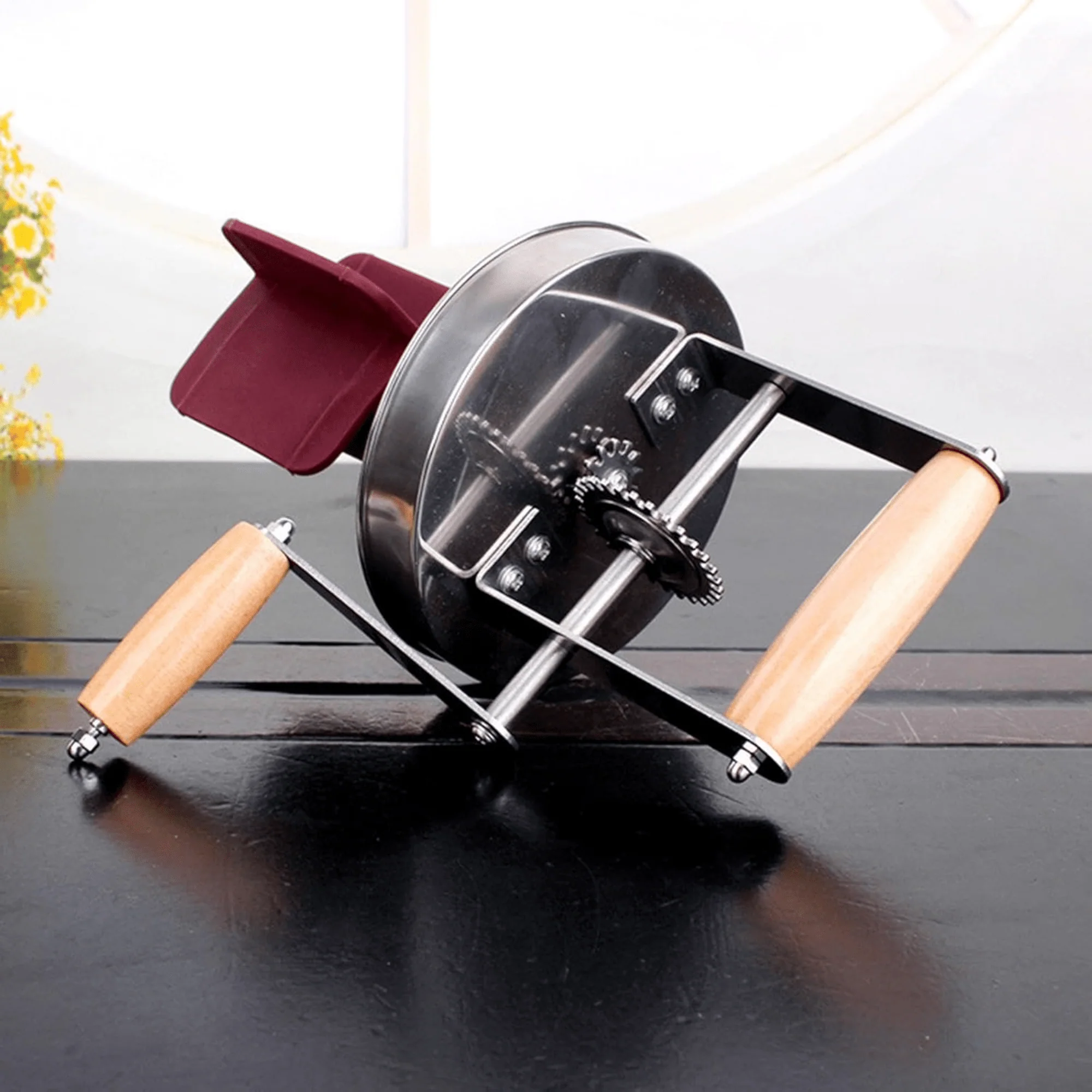 Manual Hand-Crank Butter Churner with Wooden Handle (1500ml) - Image 5