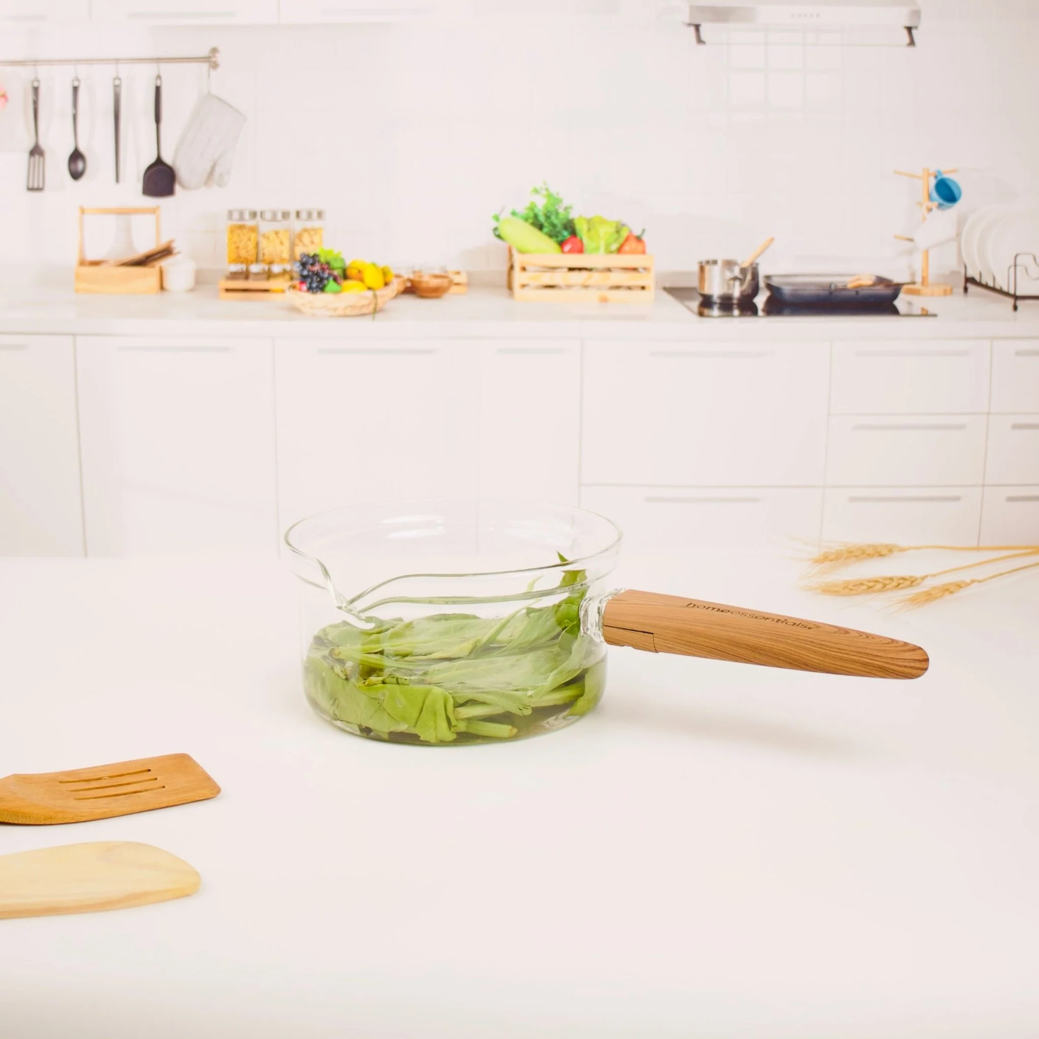 Multi-Functional Borosilicate Glass Pan with Wooden Handle (1300ml) - Image 3