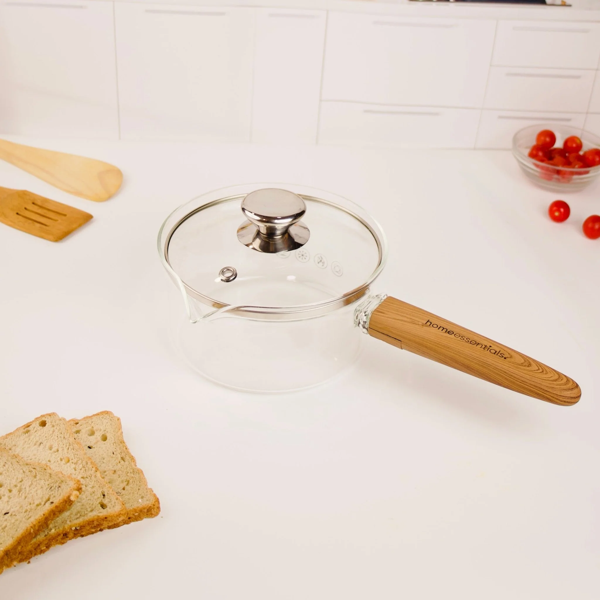 Multi-Functional Borosilicate Glass Pan with Wooden Handle (1300ml) - Image 4