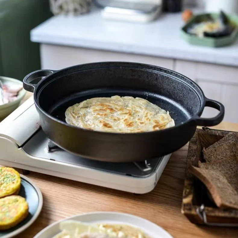 Multi-Purpose Cast Iron Skillet with Lid and Ear Handles (25cm) - Image 5