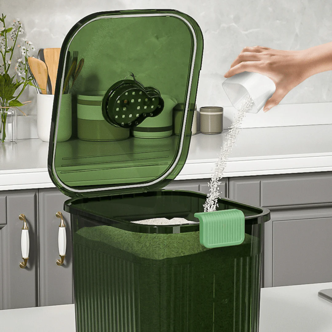 Multi-Purpose Plastic Airtight Food Storage Container With Lid(5Kg) - Image 3