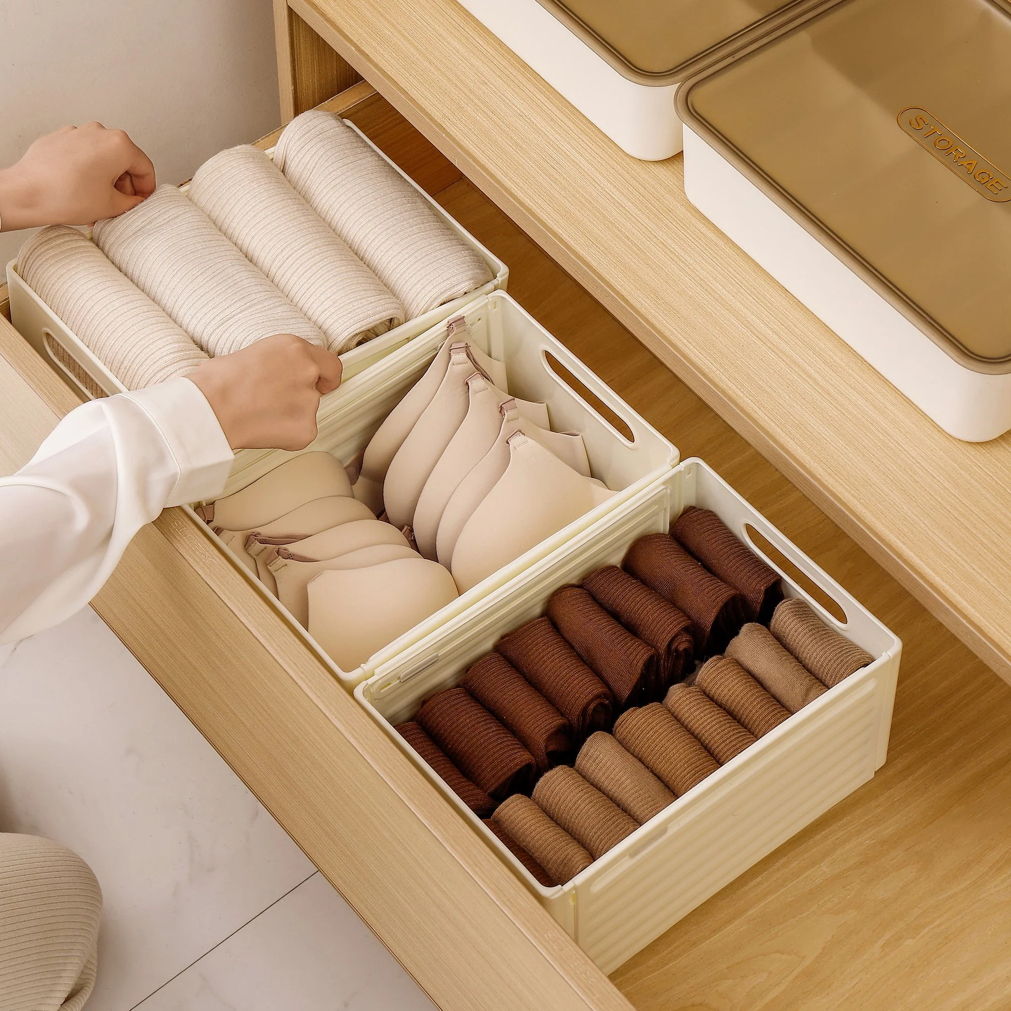 Multi-Purpose Retractable Storage Box - Image 3