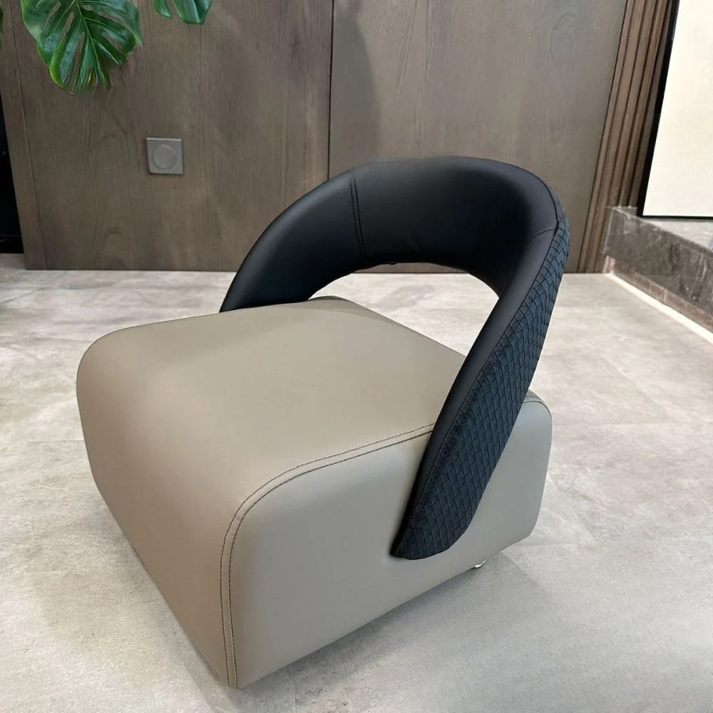 Multi-Purpose Rolling Shoe Stool with Smooth Pulleys - Image 6