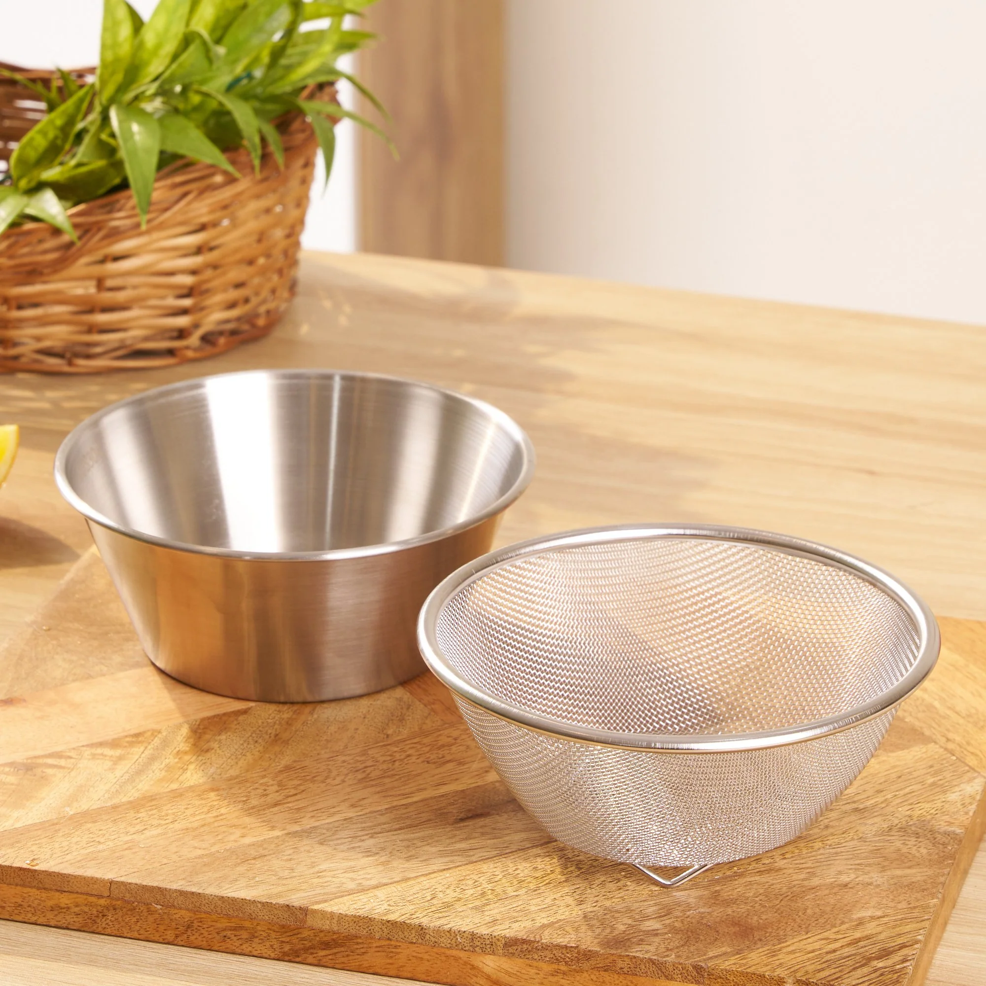 Multi-Purpose Stainless Steel Drain Basket & Strainer - Image 3