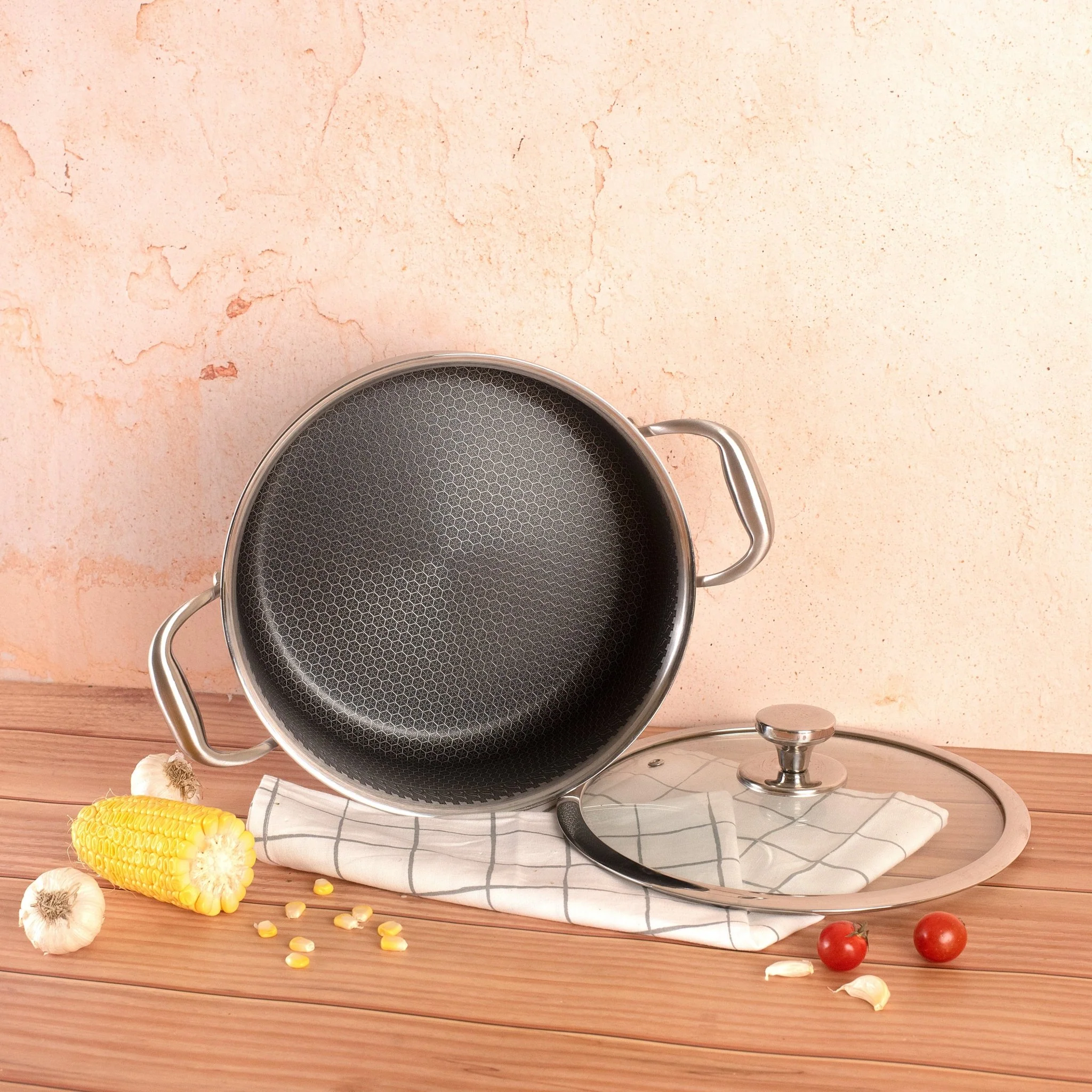 Multi-Purpose Stainless Steel Honeycomb Soup Pot with Lid (24cm) - Image 6