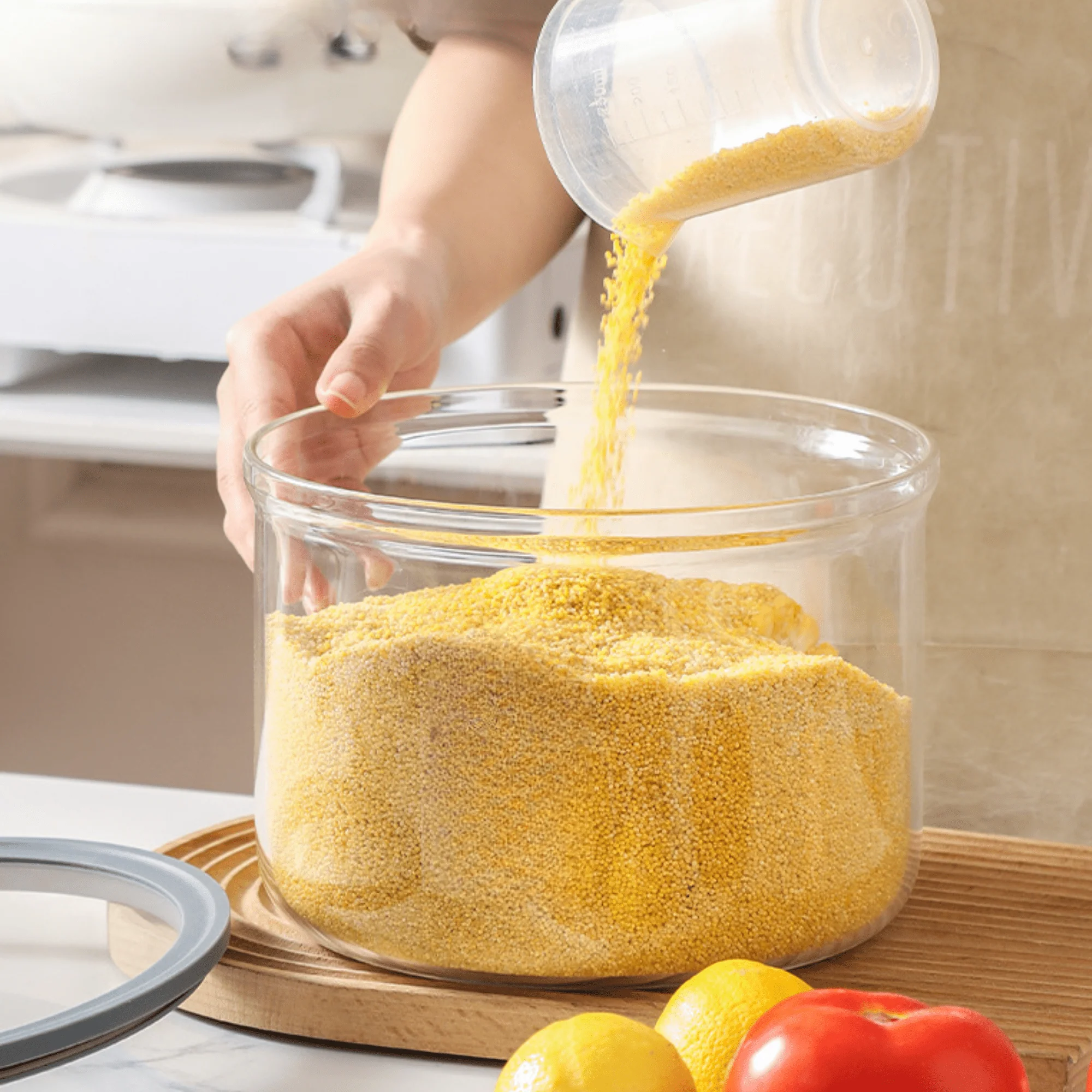 Multi-Purpose Transparent Borosilicate Food Storage Container with Airtight Lid(1.8Kg) - Image 4