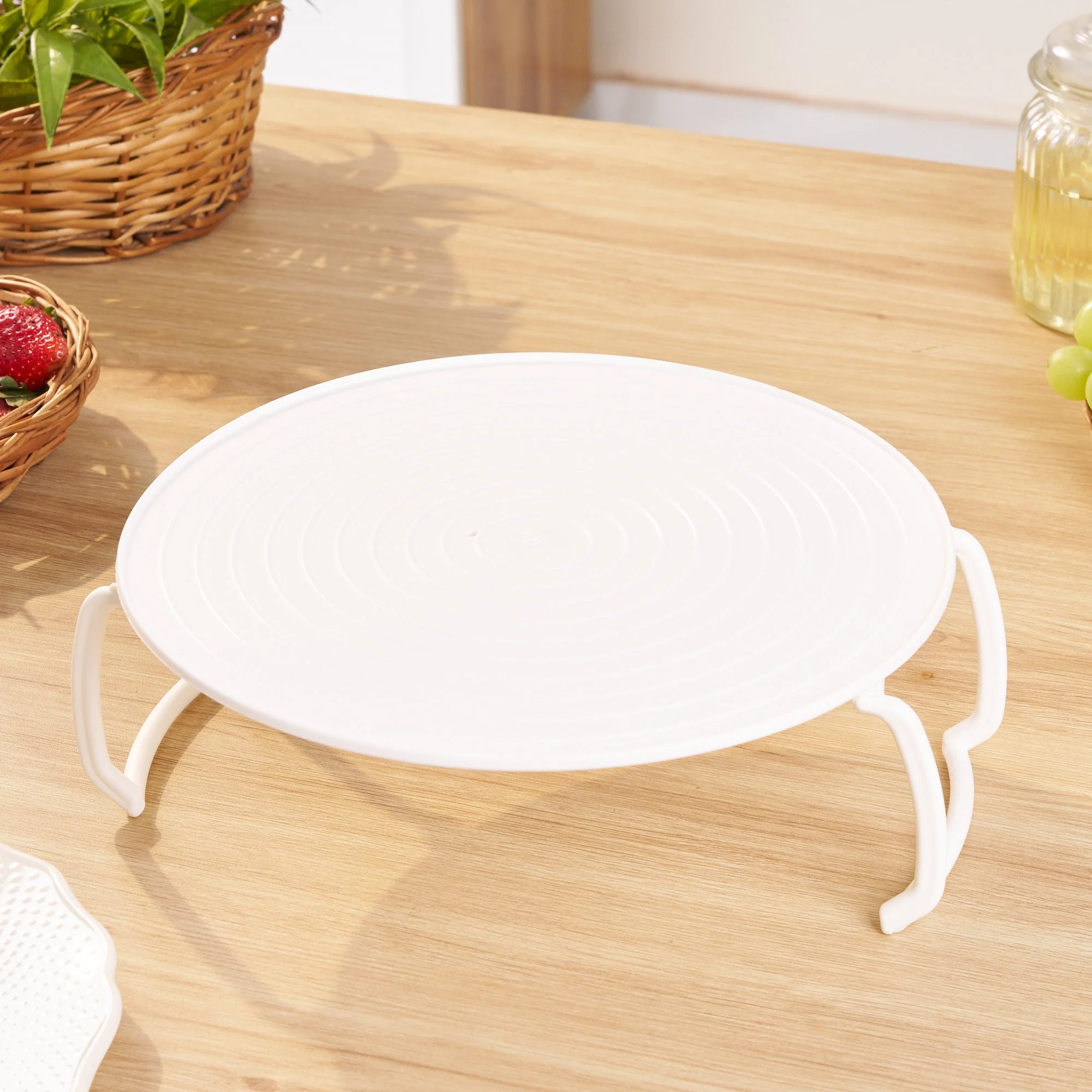Multifunctional Microwave Plate Stacker - Image 5