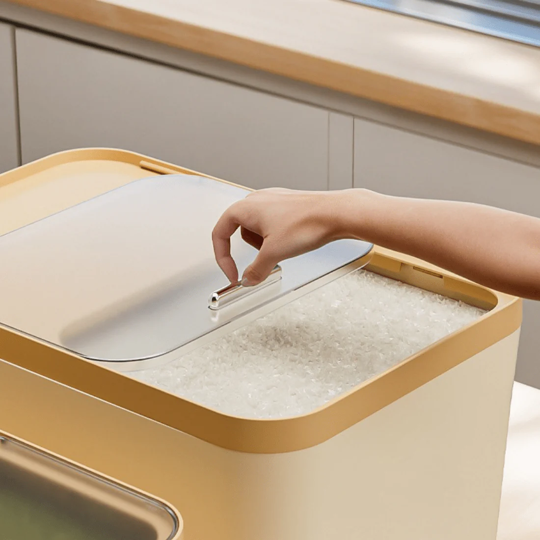 Durable Plastic Dry Food Storage Container with Push-Pull Lid - Image 4