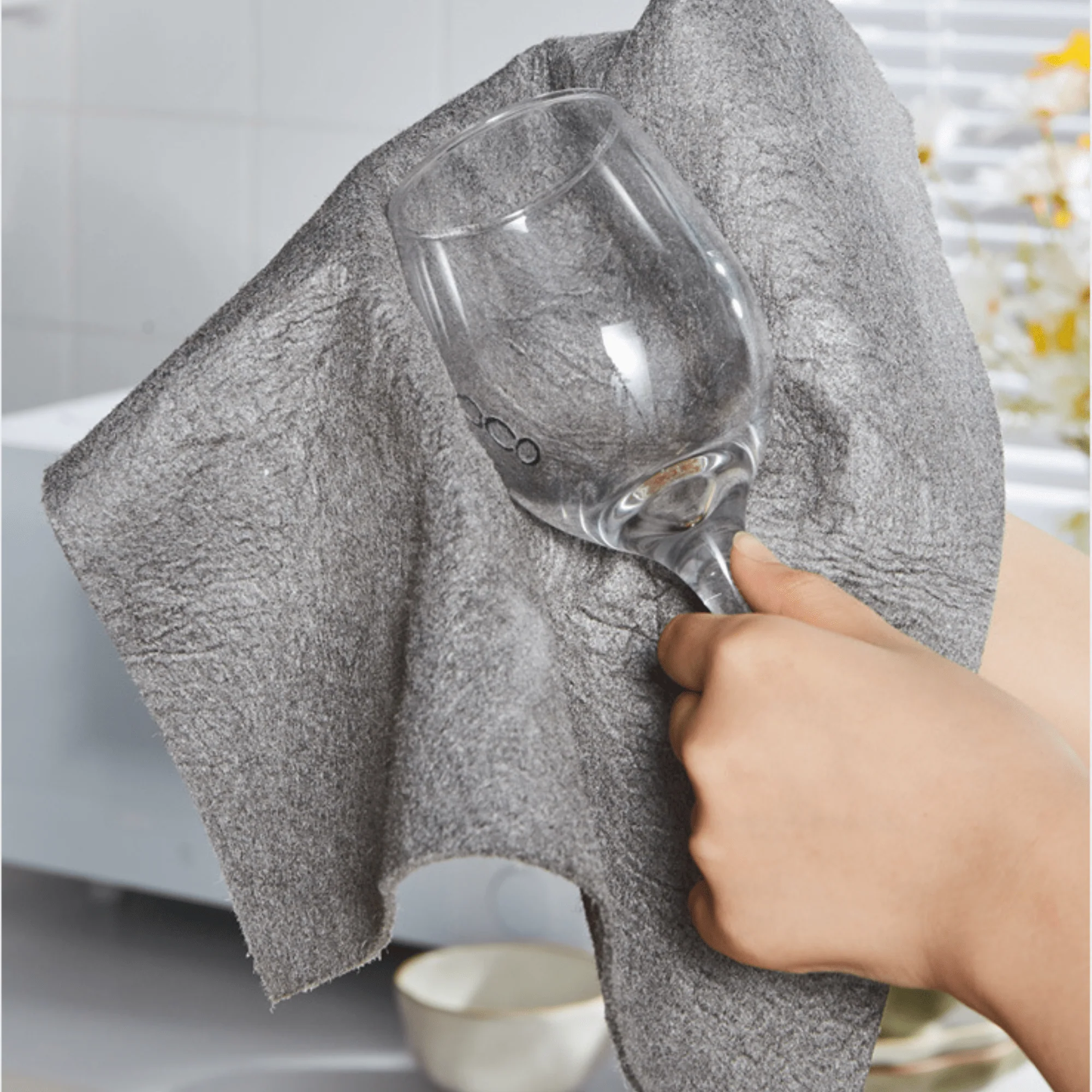 Multipurpose Reusable Lint-free Microfiber Cleaning Cloth - Image 5