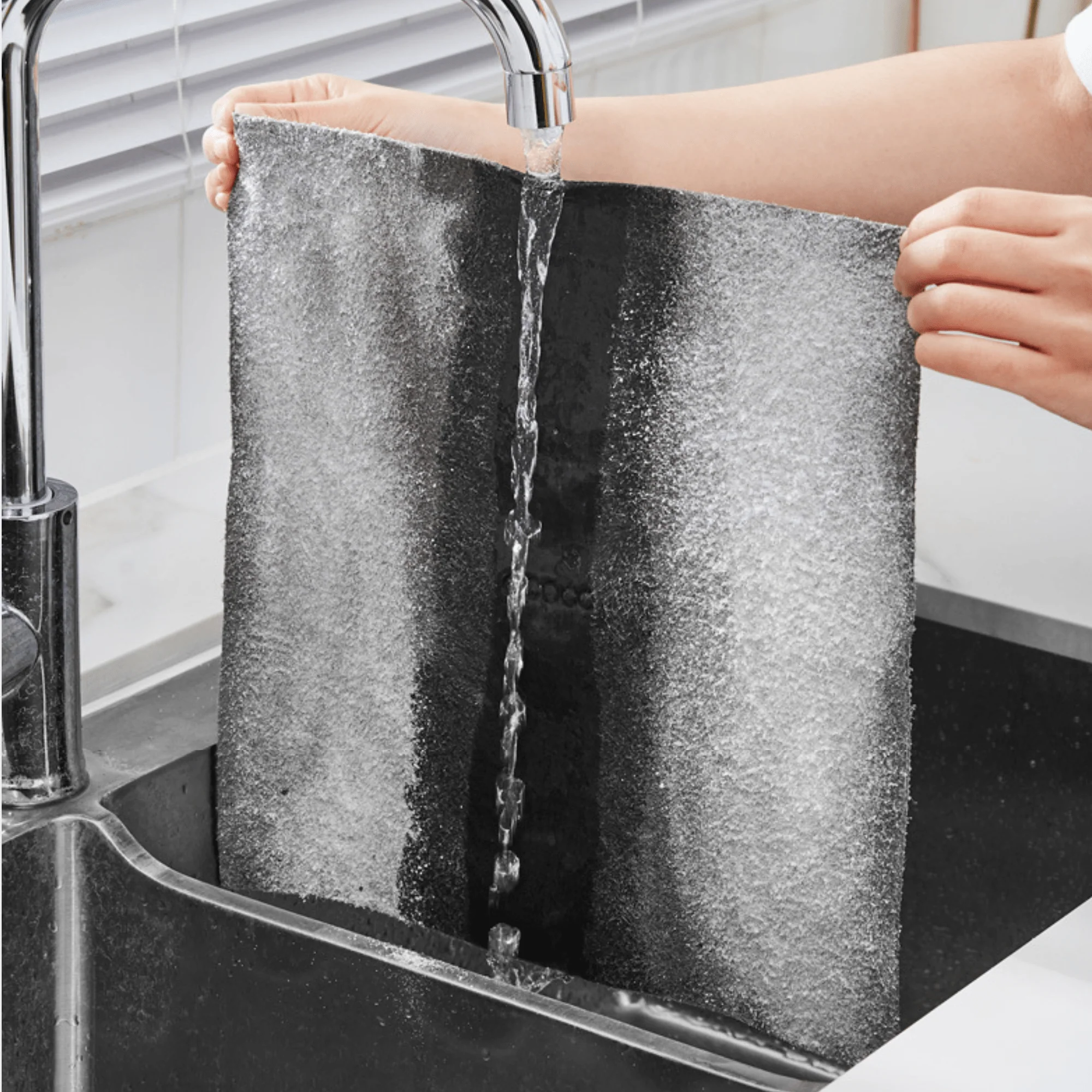 Multipurpose Reusable Lint-free Microfiber Cleaning Cloth - Image 6