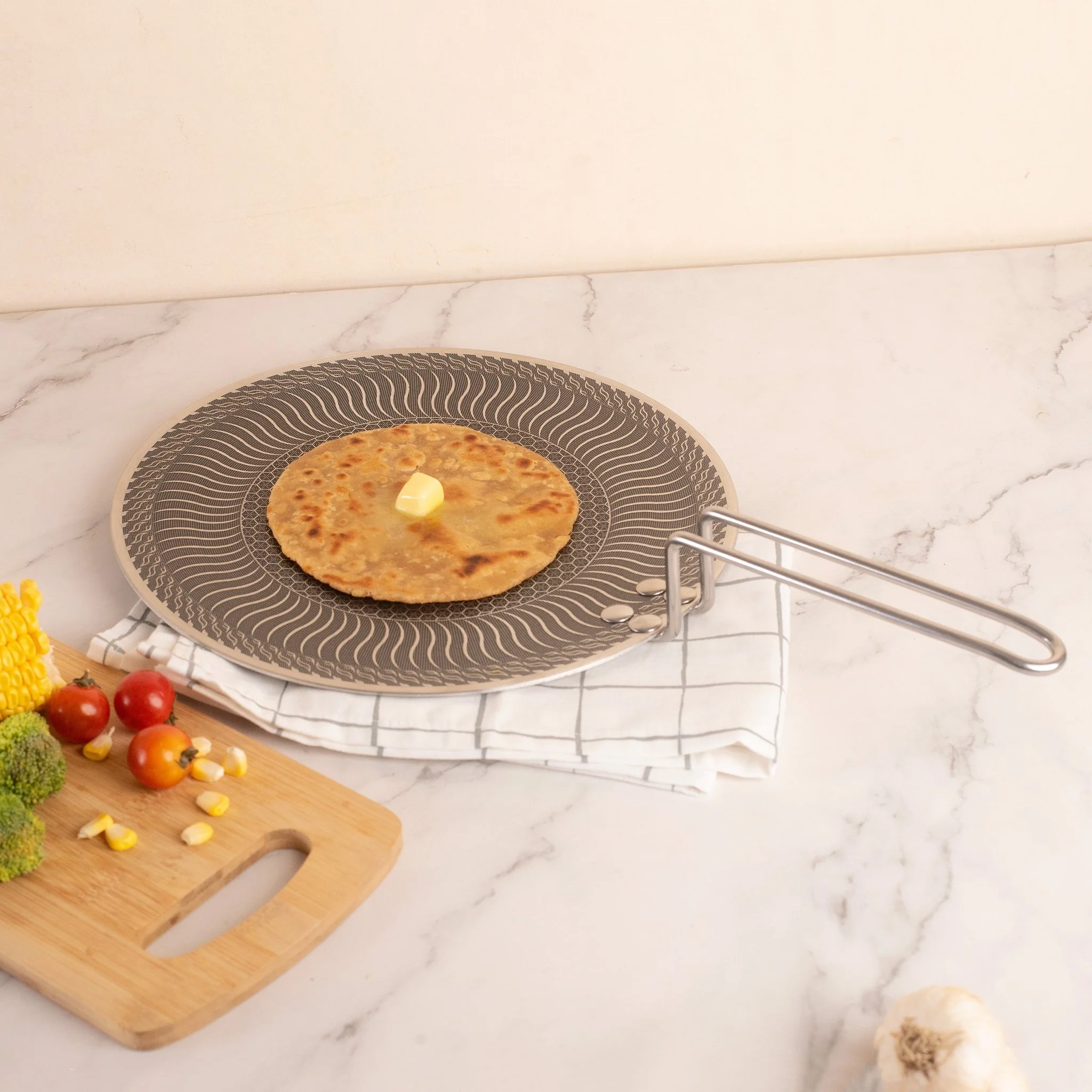 Multi-Purpose Stainless Steel Honeycomb Non Stick Tawa (28cm) - Image 3
