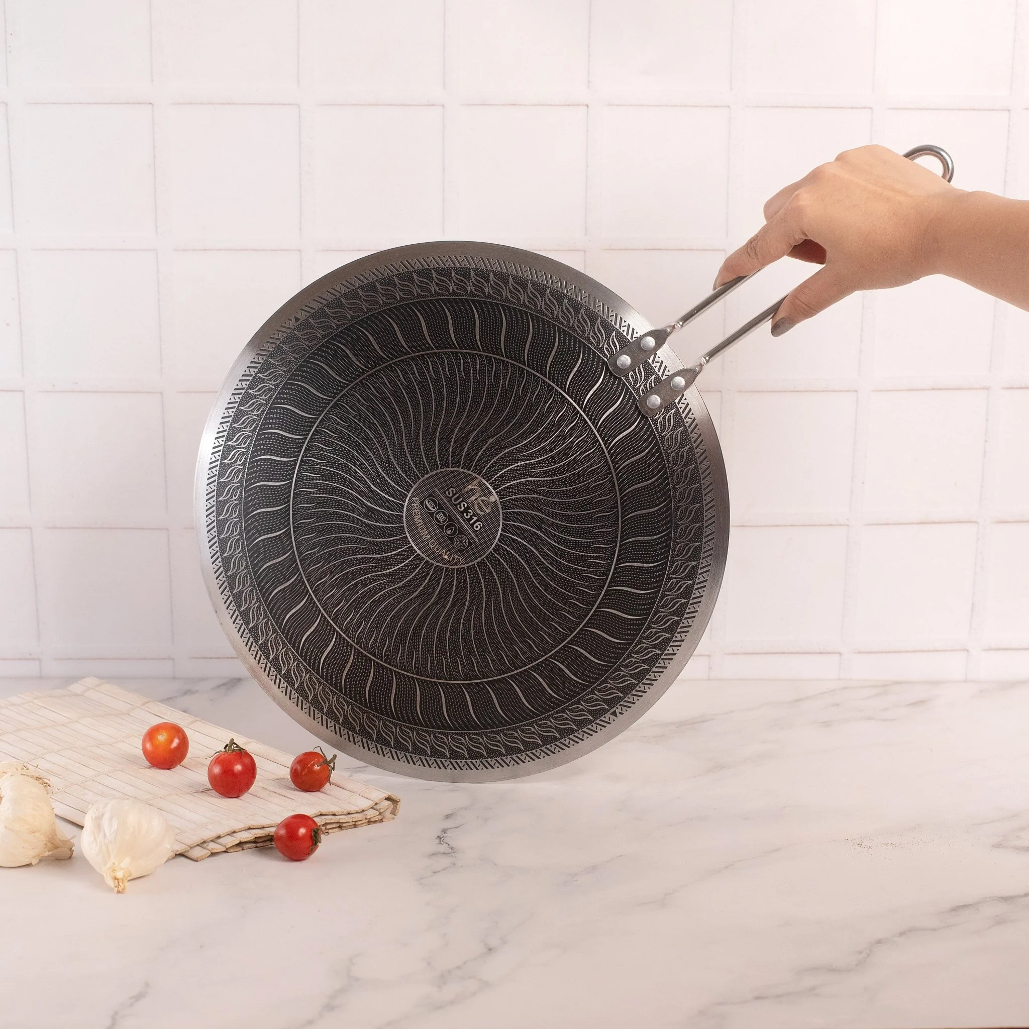 Multi-Purpose Stainless Steel Honeycomb Non Stick Tawa (28cm) - Image 4