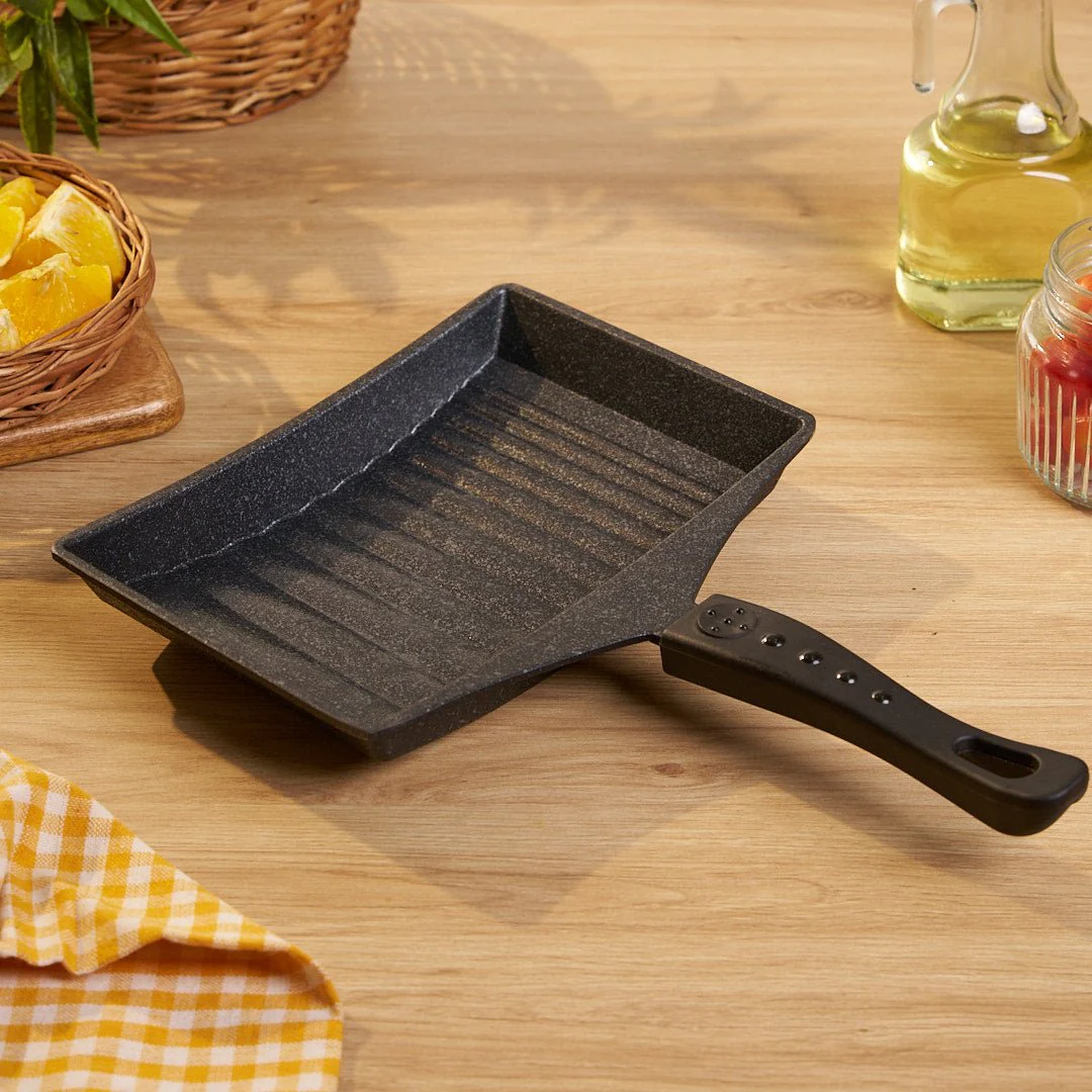 Non-Stick Portable Curved Pan - Image 4
