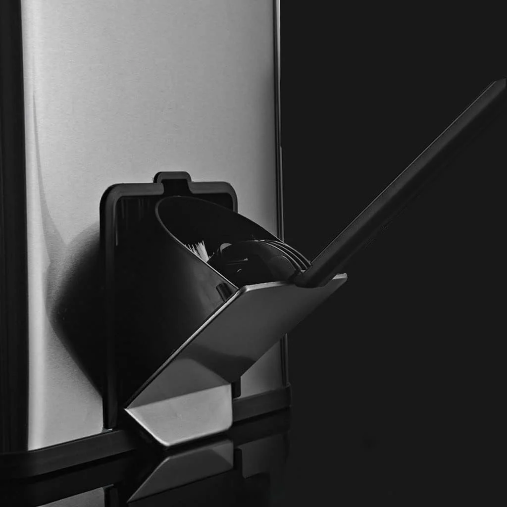 Smart 3-in-1 Bathroom Trash Can with Toilet Brush & Tissue Holder (7Litre) - Image 7