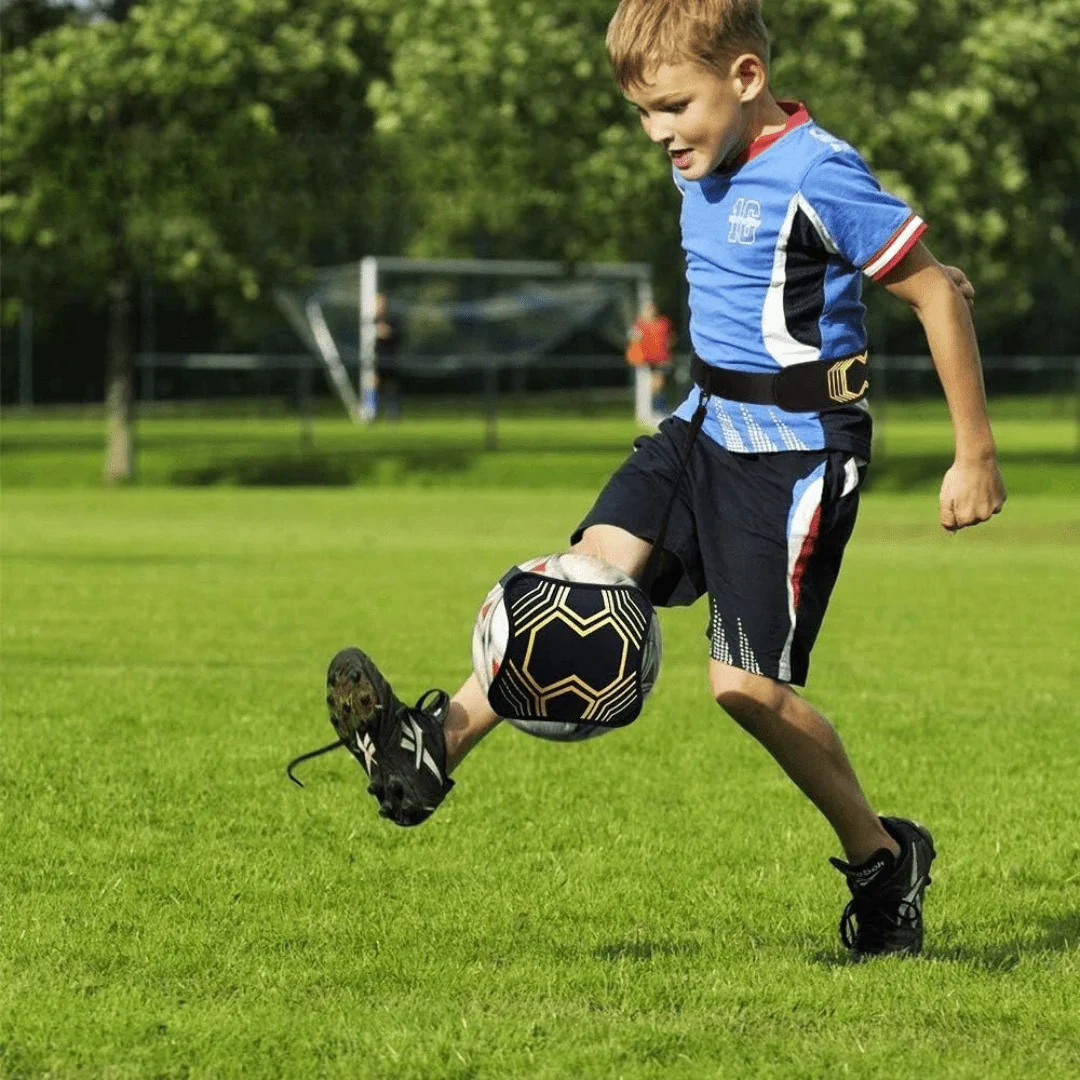Solo Football Trainer with Adjustable Elastic Kick Strap - Image 3
