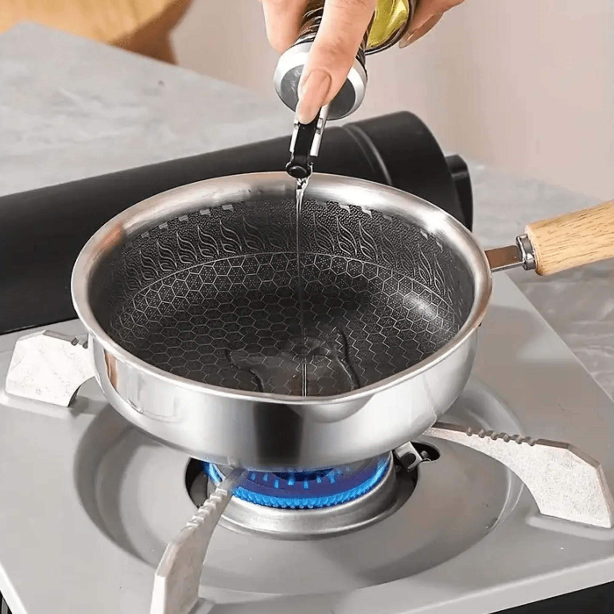 Stainless Steel Nonstick Mini Frying Pan with Wooden Handle (13cm) - Image 5