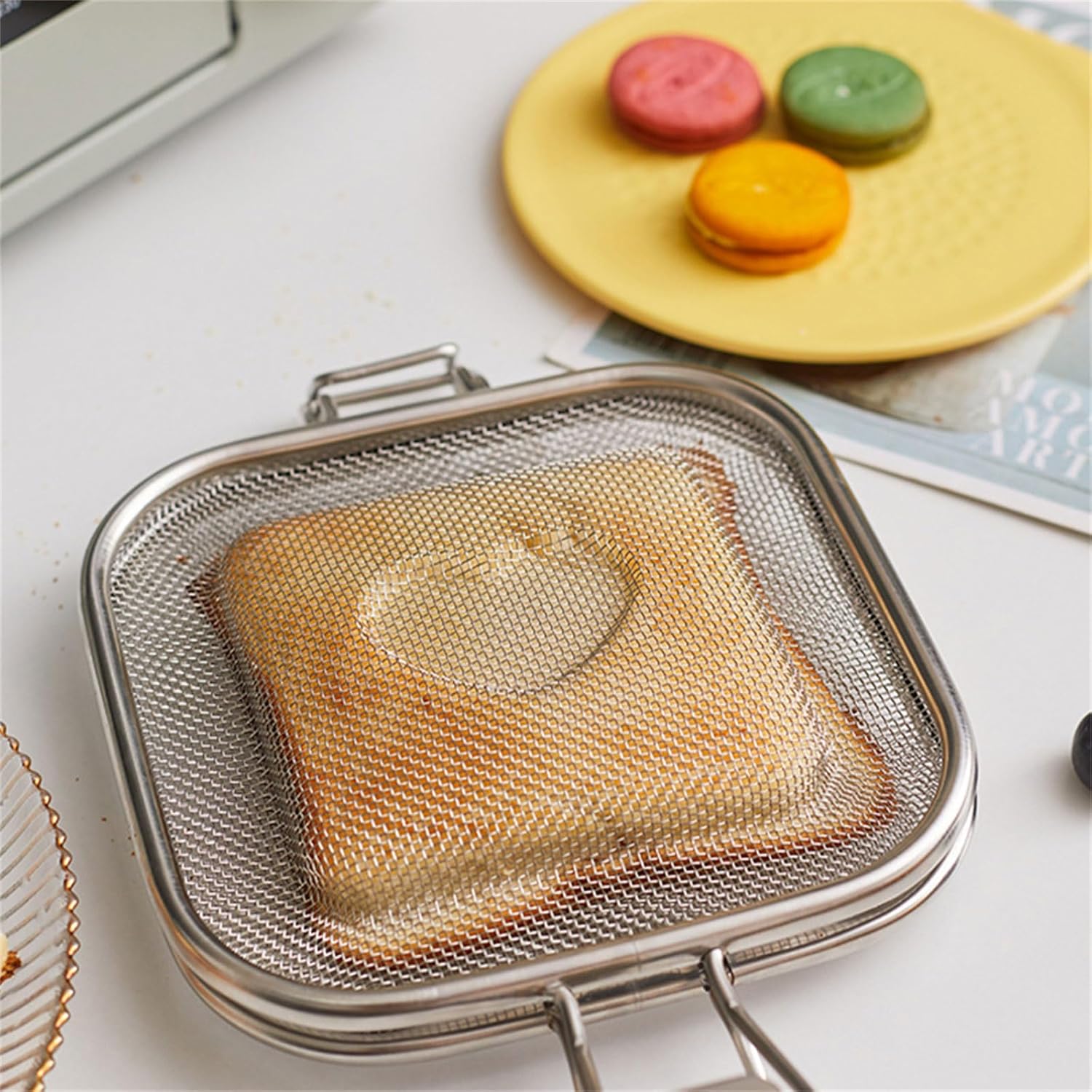 Stainless Steel Sandwich Grilling Net with Clamp - Image 3