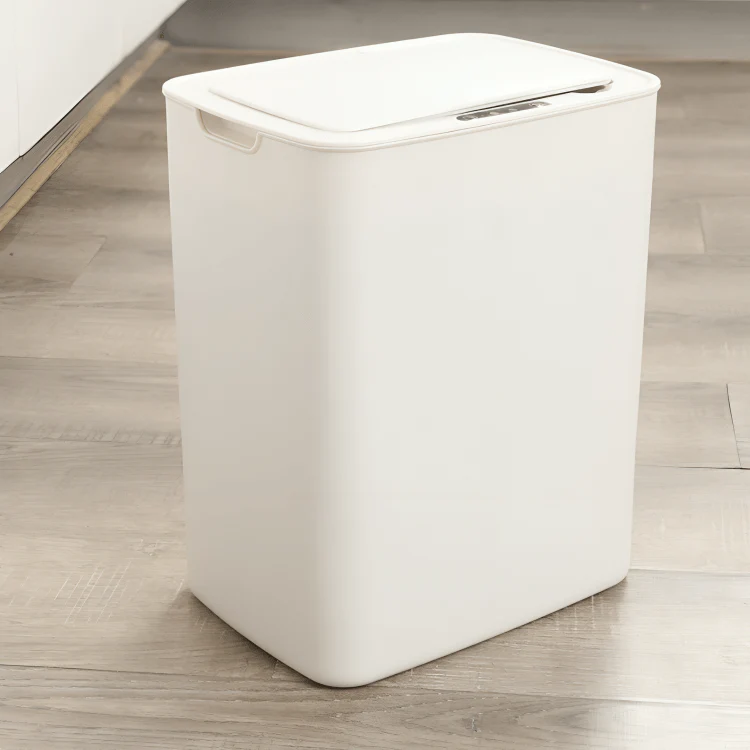 Touch-Free Smart Motion Sensor Bin - Image 4