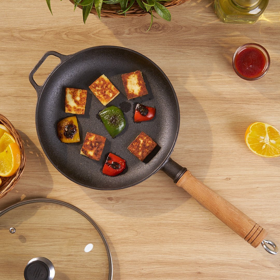 Ultra Heat Cast Iron Skillet Pan with Wooden Handle(22cm) - Image 3
