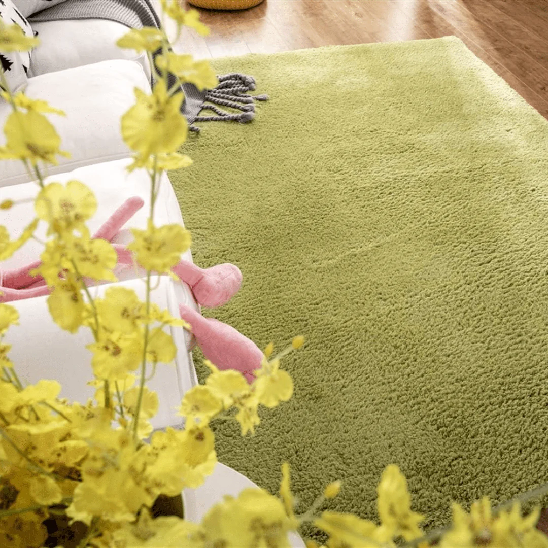 Ultra-Soft Silk Wool Living Room Carpet (Green) - Image 5