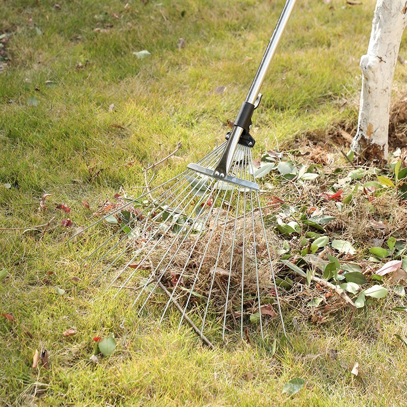 Versatile Telescopic Garden Rake - Image 5